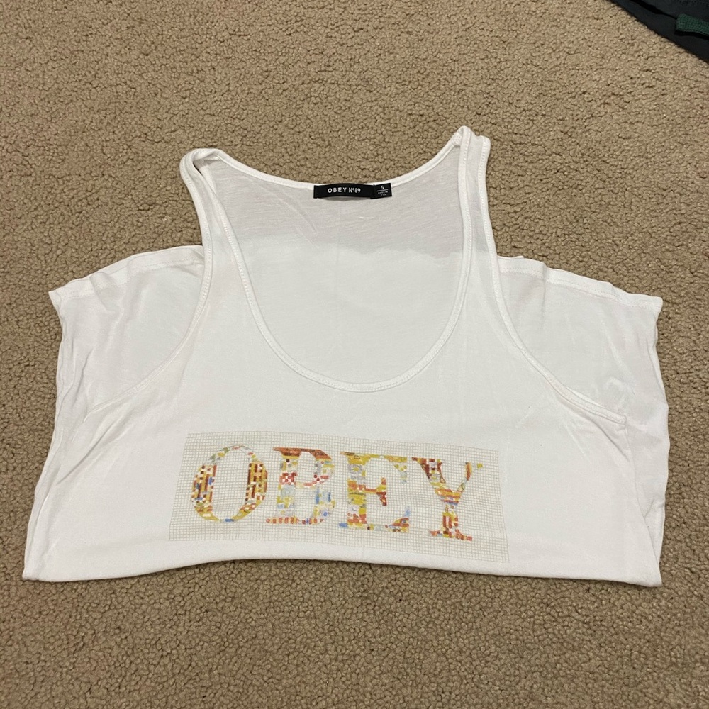 White obey tank!